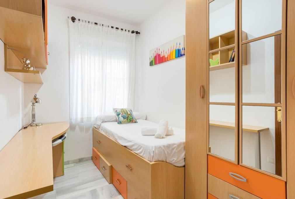 Bright, Quiet And Nice Ground Floor In The Center Málaga Exterior foto